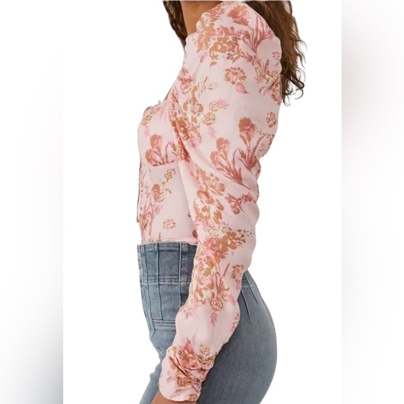 NWT Free People Hilary Printed Top Floral Smocked Size Small - Picture 5 of 13